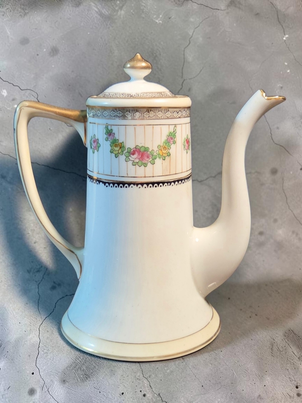 Antique Nippon Porcelain Tea Set Hand Painted Floral Garland & Gold Trim ** - Picture 6 of 15